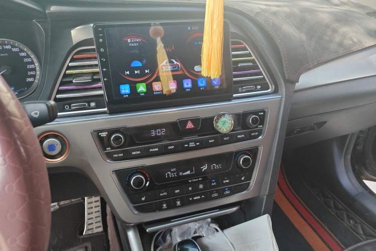 Used Hyundai Sonata 2015 1.6T GLX Advanced Model Audio And AC Panel
