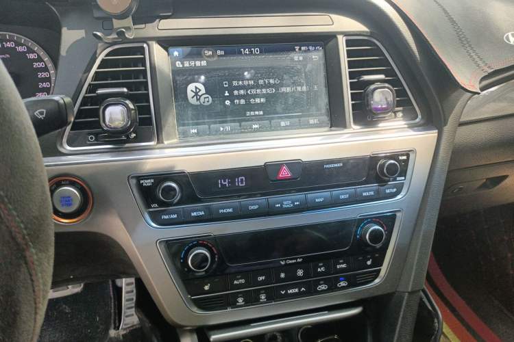 Used Hyundai Sonata 2015 1.6T GLS Smart Model Audio And AC Panel