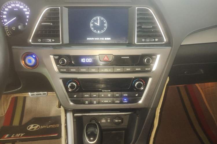 Used Hyundai Sonata 2015 1.6T GLX Advanced Model Audio And AC Panel