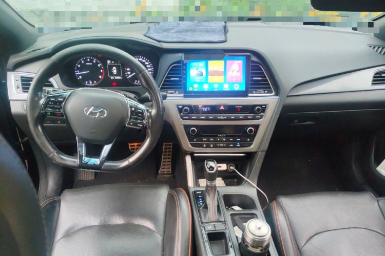 Used Hyundai Sonata 2015 1.6T GLS Smart Model Center Console