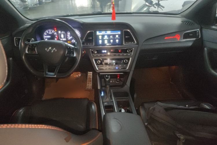 Used Hyundai Sonata 2015 1.6T GLS Smart Model Center Console