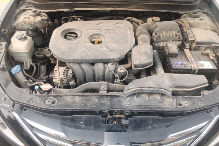 Used Hyundai Sonata 2015 Classic 2.0L Automatic Leading Edition Engine Bay