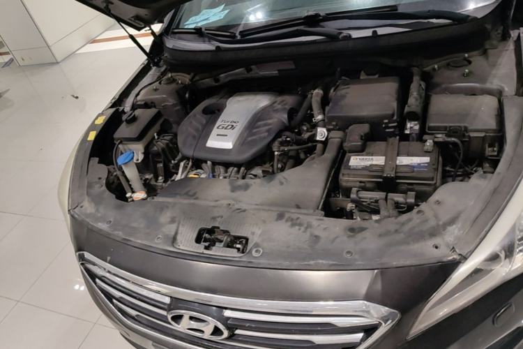 Used Hyundai Sonata 2015 1.6T DLX Prestige Model Engine Bay