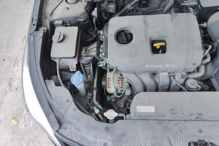 Used Hyundai Sonata 2015 2.0L GLS Smart Model Engine Bay Right