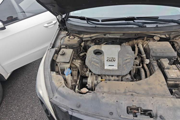Used Hyundai Sonata 2015 1.6T GLS Smart Model Engine Bay Right