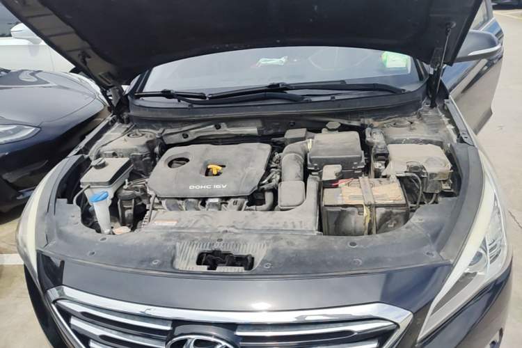Used Hyundai Sonata 2015 2.0L GLS Smart Model Engine Bay