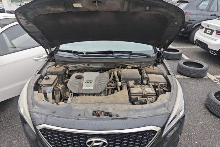 Used Hyundai Sonata 2015 1.6T GLS Smart Model Engine Bay