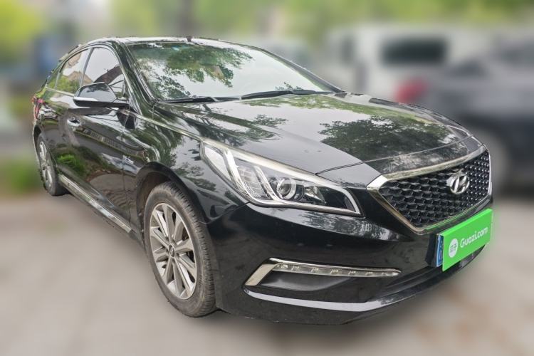 Used Hyundai Sonata 2015 1.6T GLS Smart Model Front Right 45 Deg