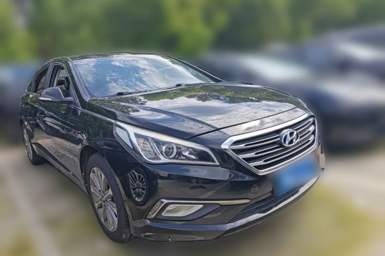 Used Hyundai Sonata 2015 2.0L GLS Smart Model Front Right 45 Deg