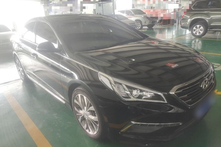 Used Hyundai Sonata 2015 1.6T GLX Advanced Model Front Right 45 Deg