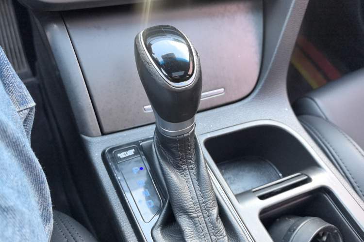 Used Hyundai Sonata 2015 1.6T GS Fashion Edition Gear Lever