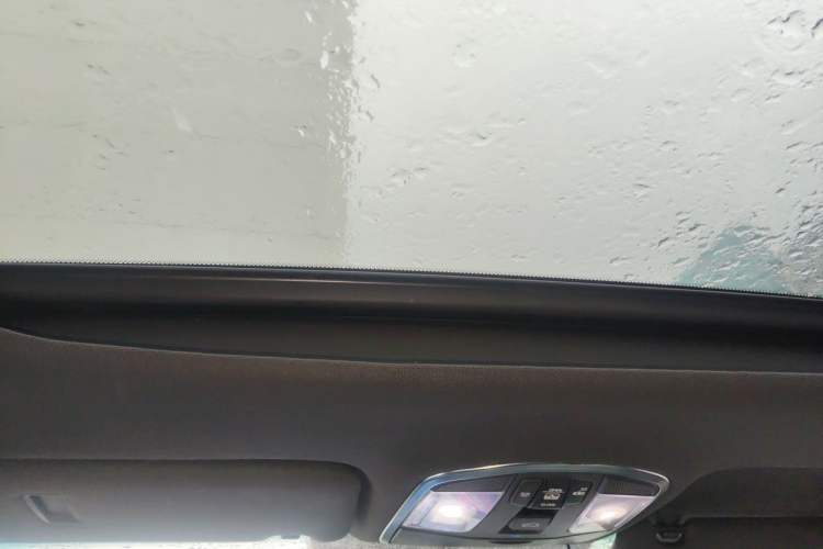 Used Hyundai Sonata 2015 1.6T GLS Smart Model Headliner