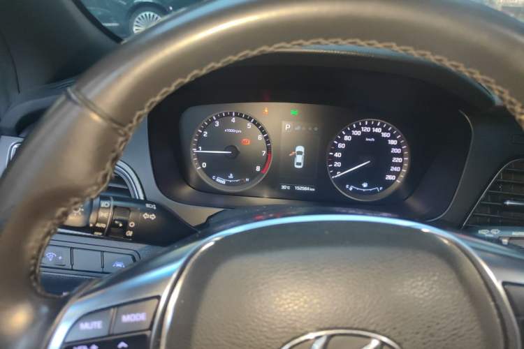 Used Hyundai Sonata 2015 1.6T DLX Prestige Model Instrument Cluster
