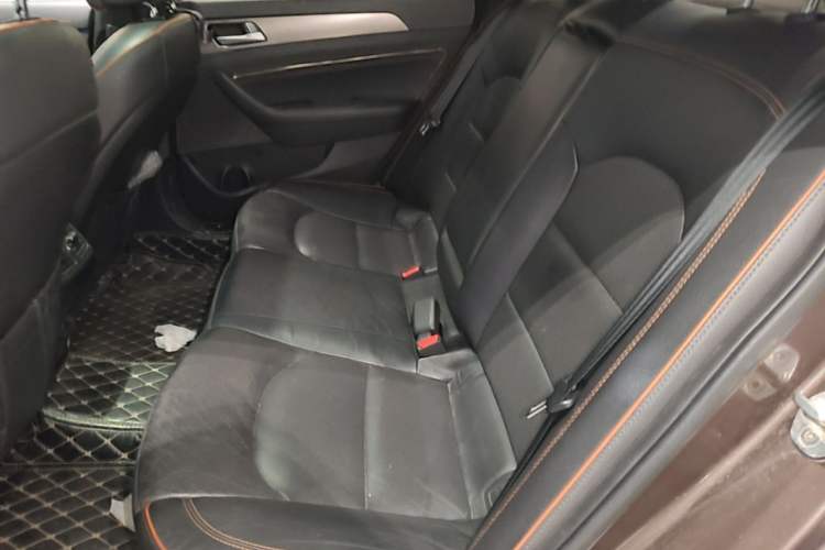 Used Hyundai Sonata 2015 1.6T DLX Prestige Model Left Rear Seat