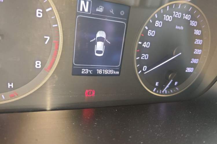 Used Hyundai Sonata 2015 1.6T GLS Smart Model Odometer Close Up