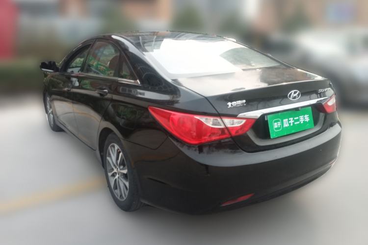Used Hyundai Sonata 2015 Classic 2.0L Automatic Leading Edition Rear Left 45 Deg