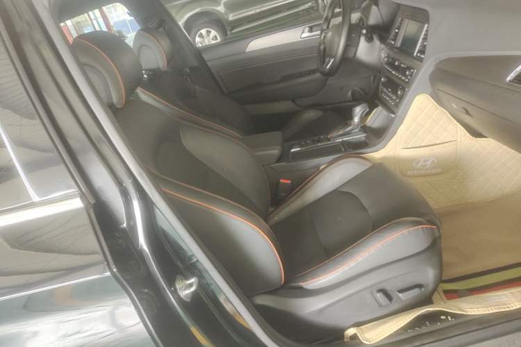 Used Hyundai Sonata 2015 1.6T GLX Advanced Model Right Front Seat
