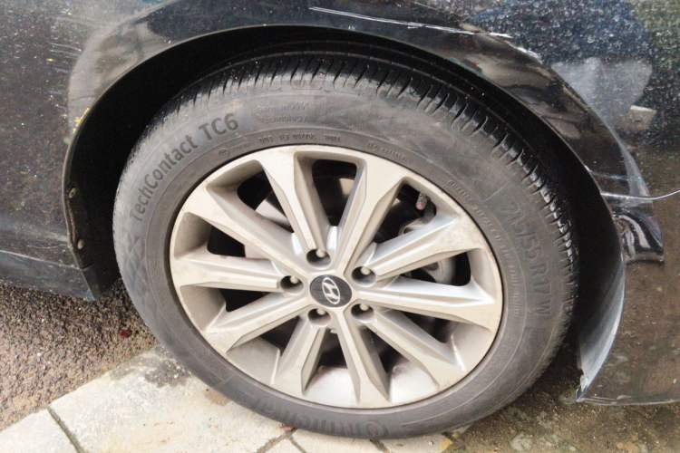 Used Hyundai Sonata 2015 1.6T GLS Smart Model Right Front Wheel Hub