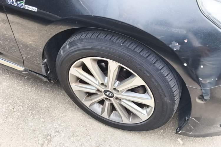 Used Hyundai Sonata 2015 1.6T GLS Smart Model Right Front Wheel Hub