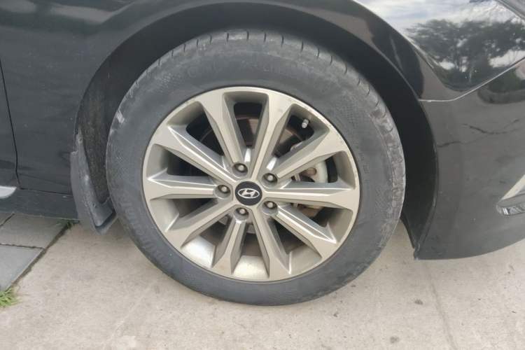 Used Hyundai Sonata 2015 1.6T GLS Smart Model Right Front Wheel Hub