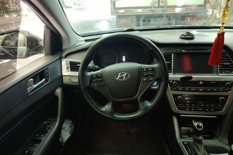 Used Hyundai Sonata 2015 2.4L TOP Flagship Edition Steering Wheel