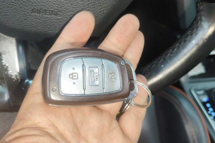Used Hyundai Sonata 2015 1.6T GLS Smart Model Vehicle Key