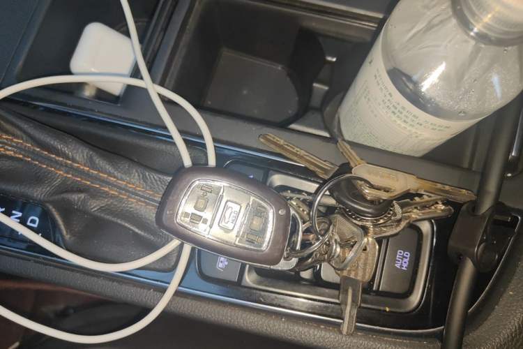 Used Hyundai Sonata 2015 1.6T DLX Prestige Model Vehicle Key