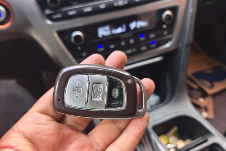 Used Hyundai Sonata 2015 1.6T GLS Smart Model Vehicle Key