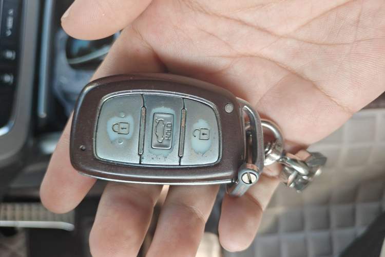 Used Hyundai Sonata 2015 1.6T GLX Advanced Model Vehicle Key