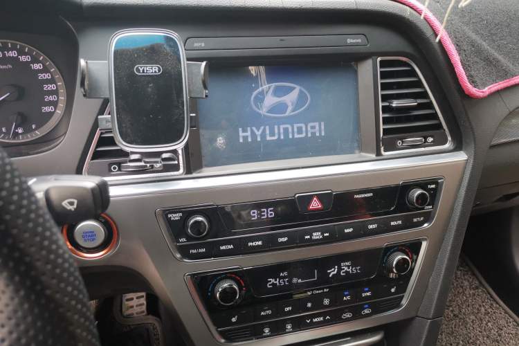 Used Hyundai Sonata 2015 1.6T GLX Advanced Model Audio And AC Panel