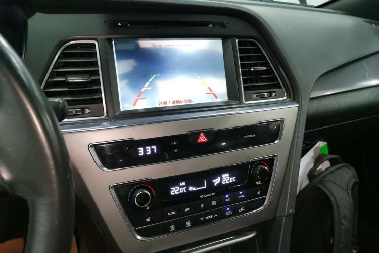 Used Hyundai Sonata 2015 1.6T GX Comfort Model Audio And AC Panel