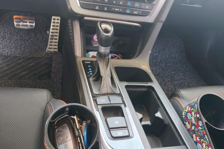 Used Hyundai Sonata 2015 1.6T GLX Advanced Model Gear Lever