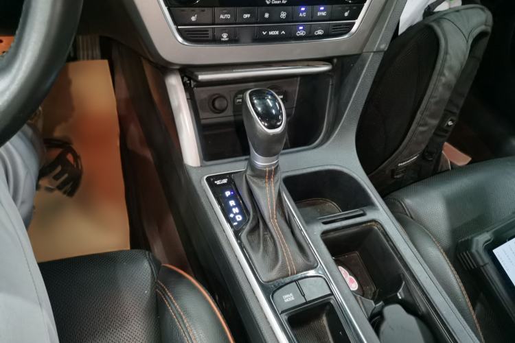 Used Hyundai Sonata 2015 1.6T GX Comfort Model Gear Lever