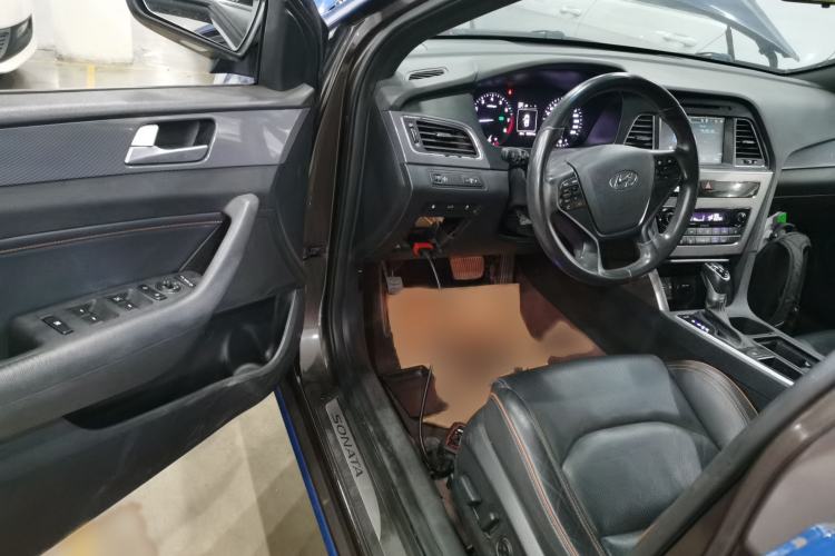 Used Hyundai Sonata 2015 1.6T GX Comfort Model Interior 2