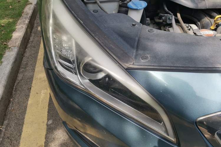 Used Hyundai Sonata 2015 1.6T GLX Advanced Model Right Front Headlight
