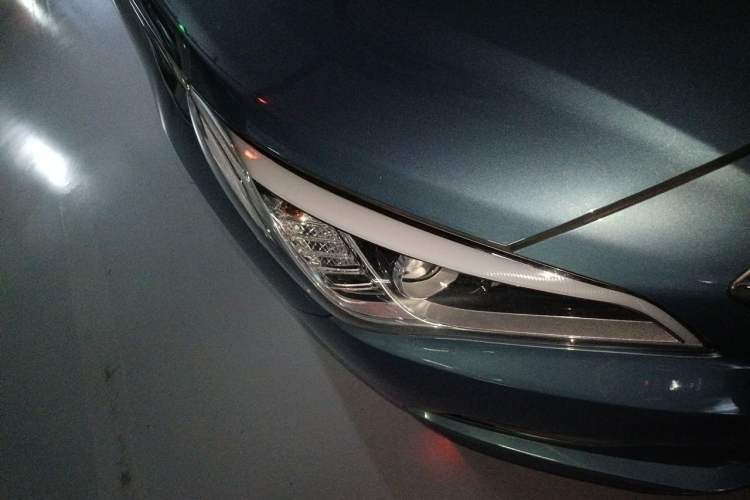 Used Hyundai Sonata 2015 1.6T GLS Smart Model Right Front Headlight