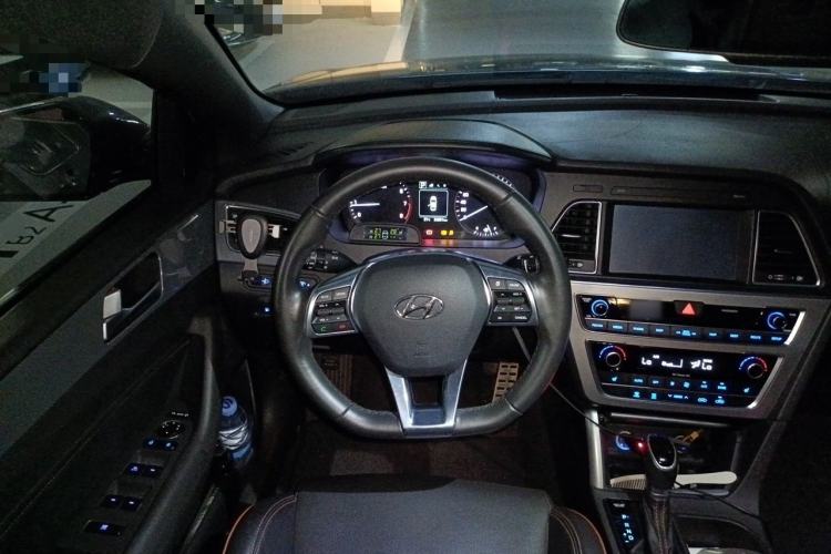 Used Hyundai Sonata 2015 1.6T GLS Smart Model Steering Wheel