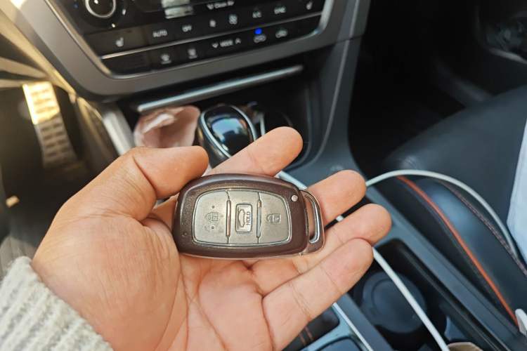 Used Hyundai Sonata 2015 1.6T GLS Smart Model Vehicle Key