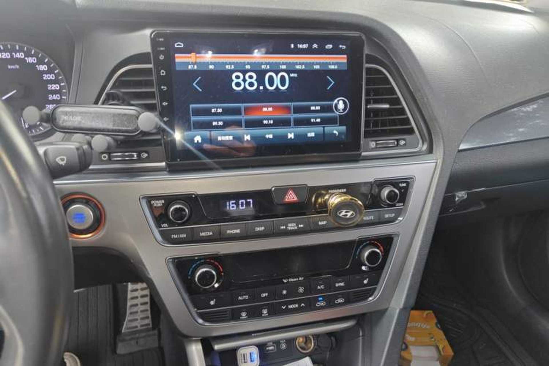 Used Hyundai Sonata 2015 1.6T GLS Smart Model Audio And AC Panel