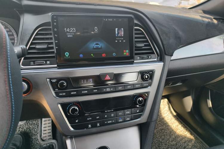 Used Hyundai Sonata 2015 1.6T GLS Smart Model Audio And AC Panel