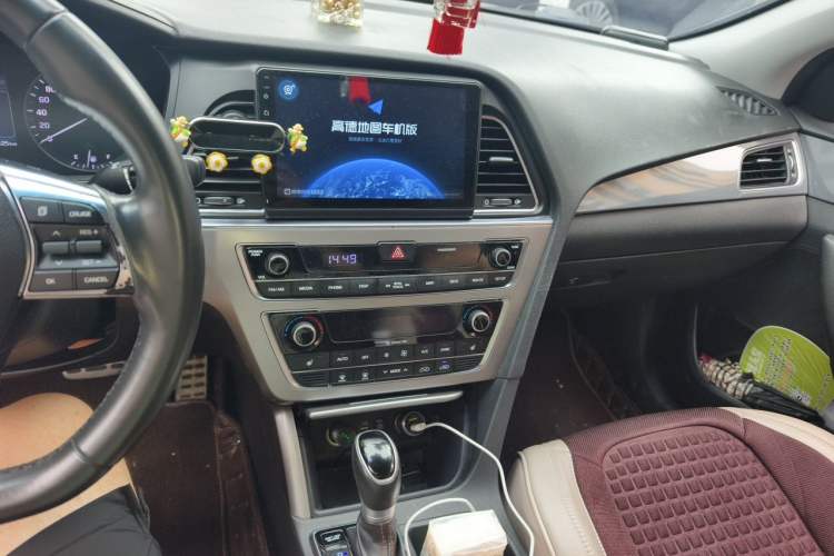 Used Hyundai Sonata 2015 1.6T GLS Smart Model Audio And AC Panel