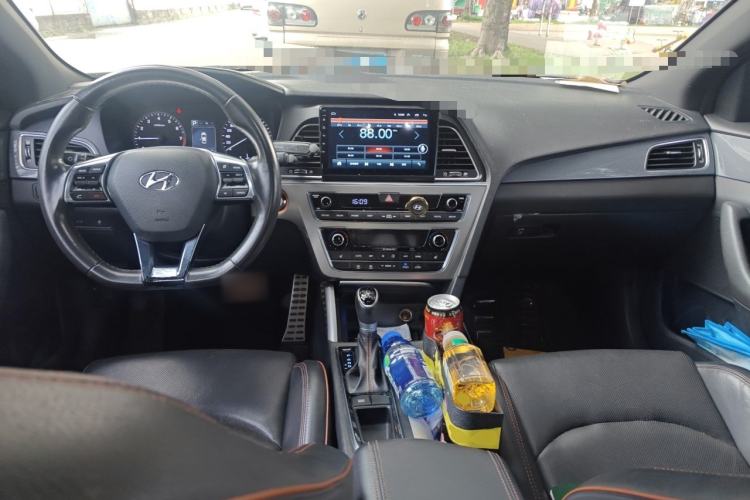 Used Hyundai Sonata 2015 1.6T GLS Smart Model Center Console