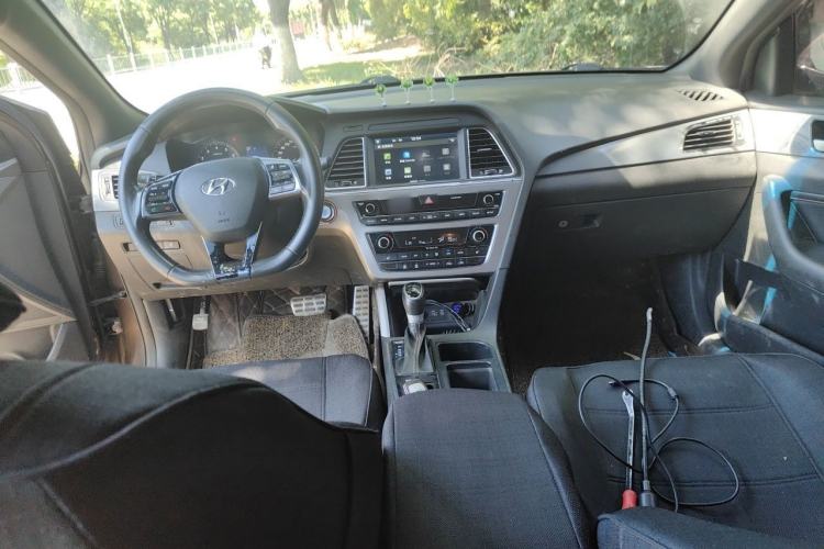 Used Hyundai Sonata 2015 1.6T GLS Smart Model Center Console