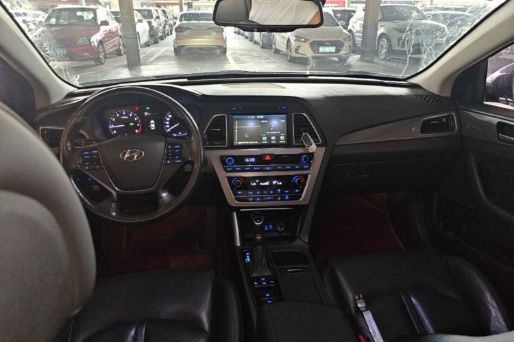 Used Hyundai Sonata 2015 2.4L TOP Flagship Edition Center Console