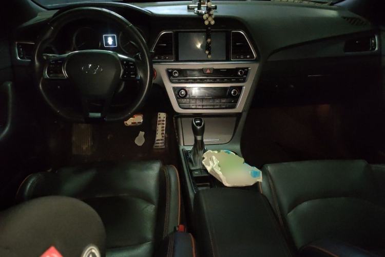 Used Hyundai Sonata 2015 1.6T GLS Smart Model Center Console