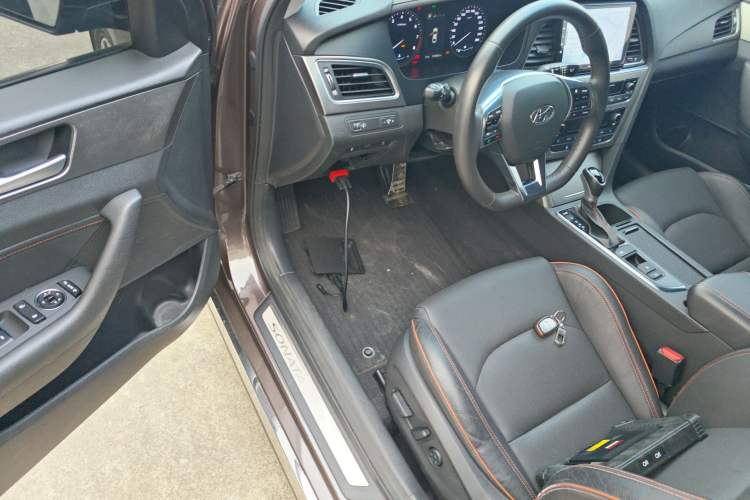 Used Hyundai Sonata 2015 1.6T GLX Advanced Model Driver Seat