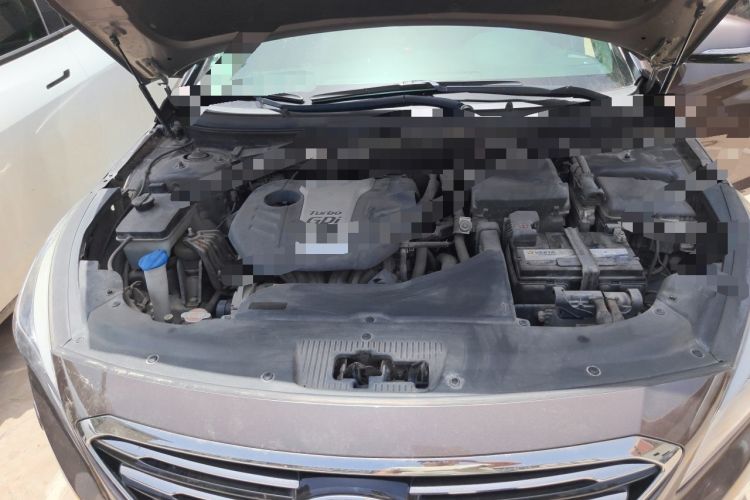 Used Hyundai Sonata 2015 1.6T DLX Prestige Model Engine Bay