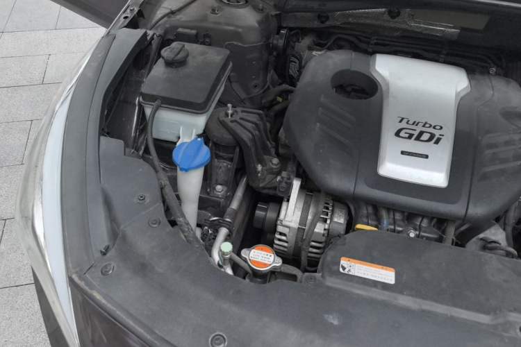 Used Hyundai Sonata 2015 1.6T GLX Advanced Model Engine Bay Right