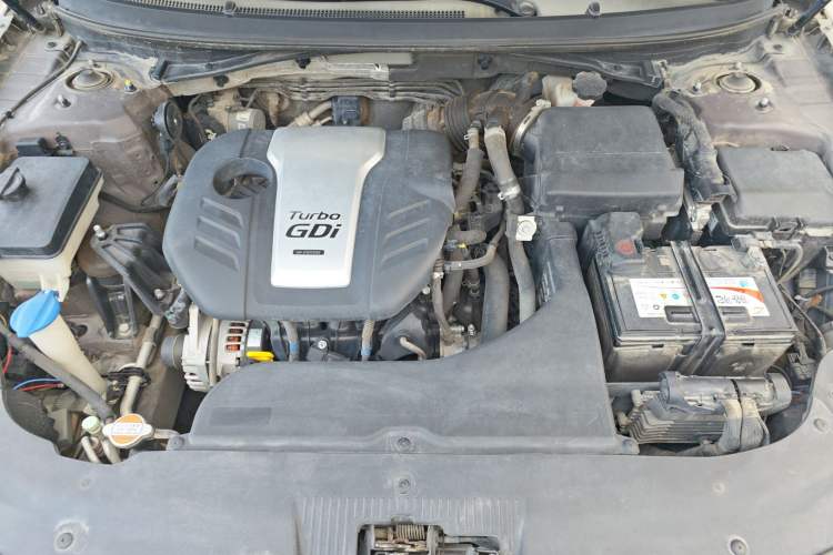 Used Hyundai Sonata 2015 1.6T GLX Advanced Model Engine Bay