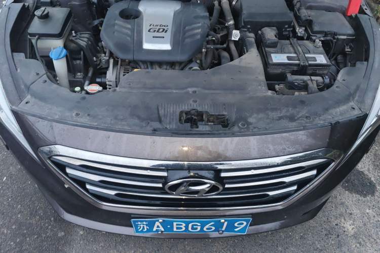 Used Hyundai Sonata 2015 1.6T DLX Prestige Model Engine Bay
